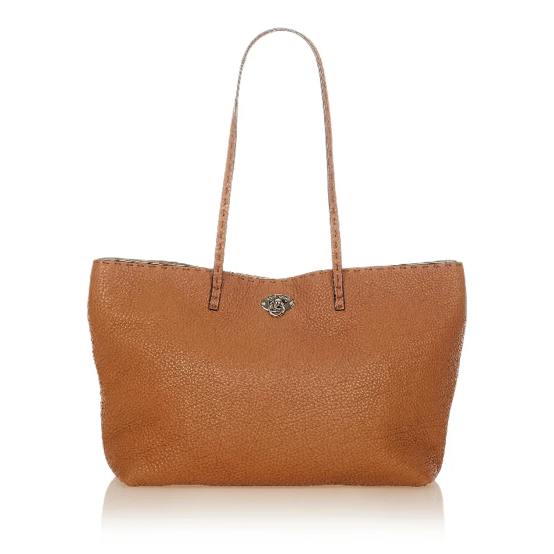 Fendi Selleria Carla Leather Tote Bag (SHG-31919)