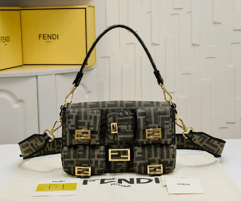 Fendi Baguette Multi-Pocket Handbag Shoulder Bag Crossbody Bag