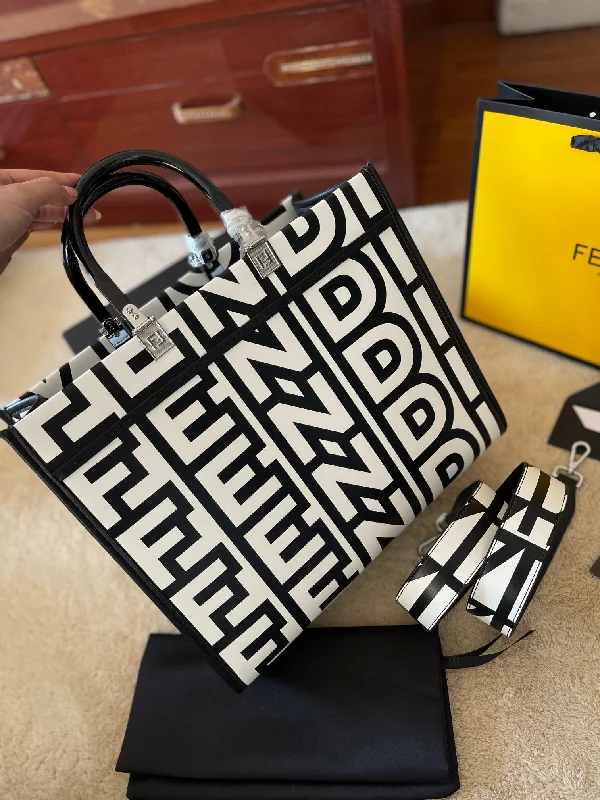 FENDI ROMA TOTE BAG SHOPPING BAG BLACK WHITE