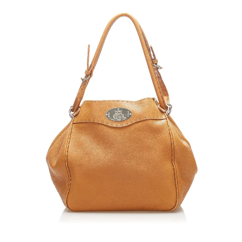 Fendi Selleria Leather Shoulder Bag (SHG-22347)