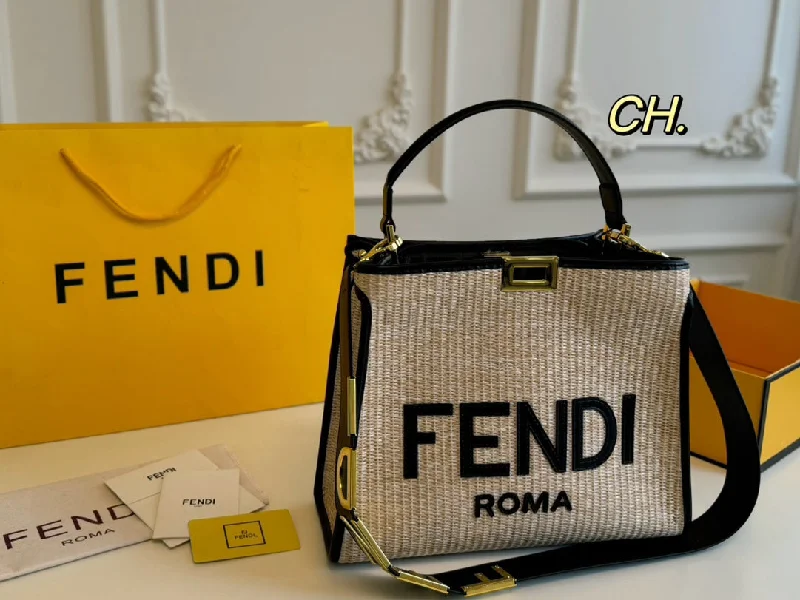 Fendi Hanbag Shoulder Bag