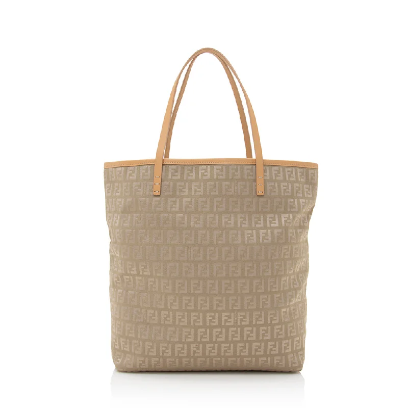 Fendi Zucchino Tall Tote (SHF-22022)