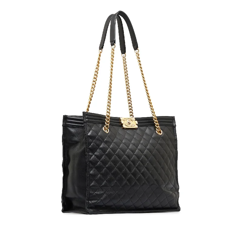 Chanel Quilted Boy Shopper Tote (8Epdbv)