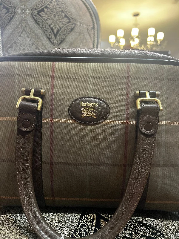 Burberry Plaid Doctor Vintage Handbag (Size Medium)