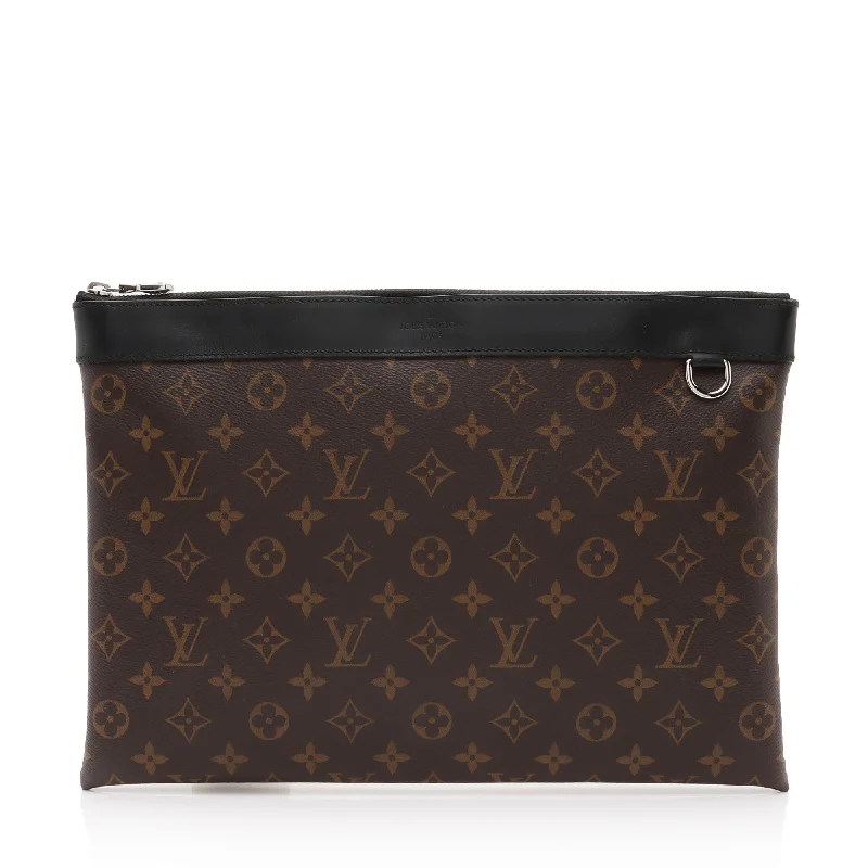 Louis Vuitton Monogram Canvas Discovery GM Pochette (SHF-H95Uqt)